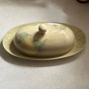 2007 Pfaltzgraff Aurora Pattern Covered Butter Dish (Retired Pattern)